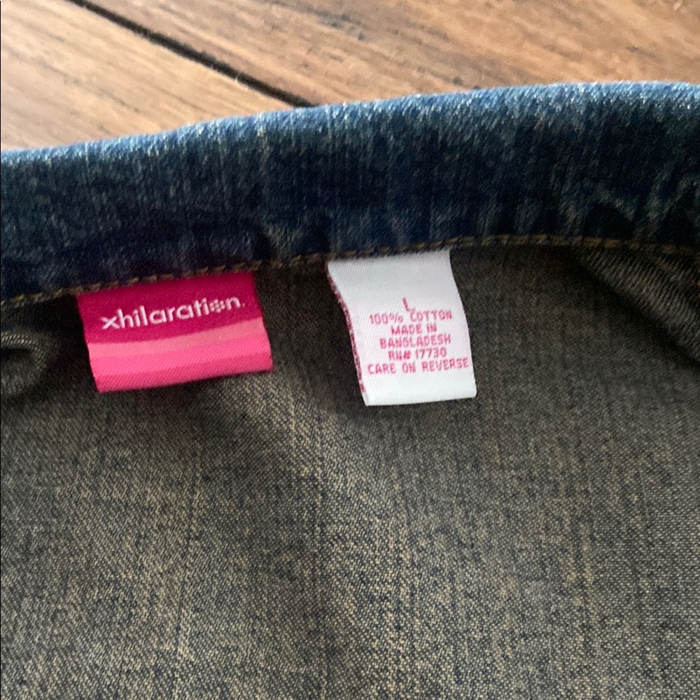 Jean Jacket - Picture 3 of 4